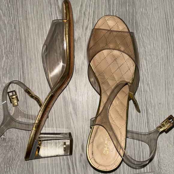 Chanel heels - Picture 1 of 1